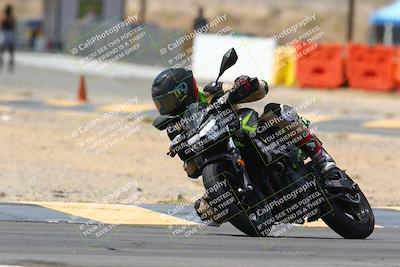 media/Apr-10-2022-SoCal Trackdays (Sun) [[f104b12566]]/Turn 2 (1135am)/